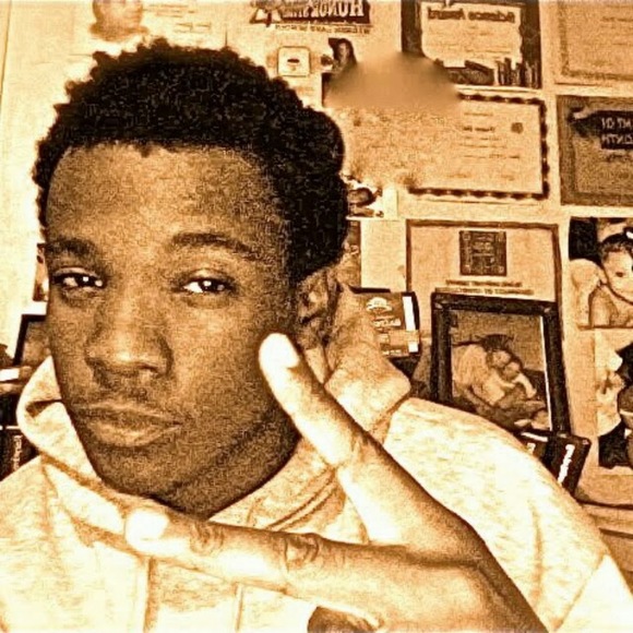 Meet your Posher, David - Picture 1 of 1